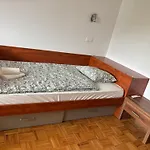 Trnovo Lunca 아파트